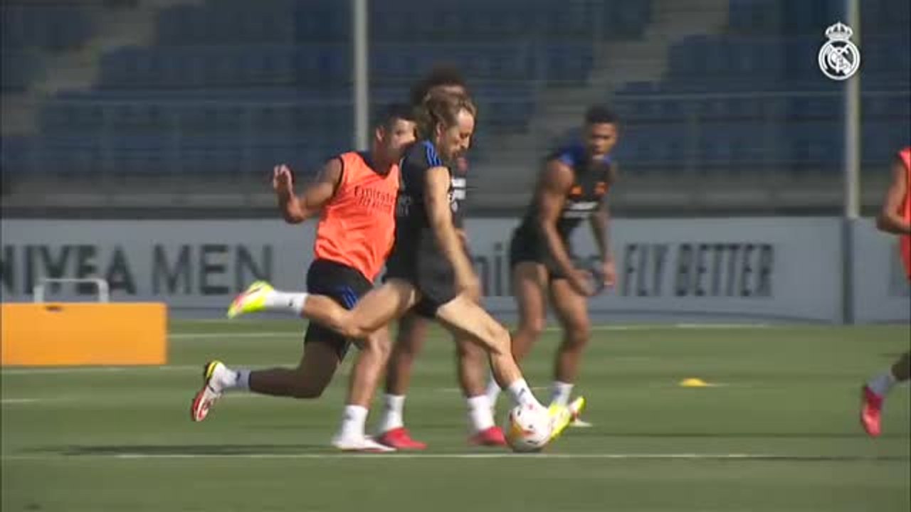 El Real Madrid prepara su debut en Liga contra el Alavés