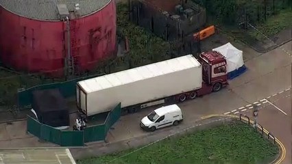 Imagens aéreas mostram local onde foi encontrado camião com 39 corpos