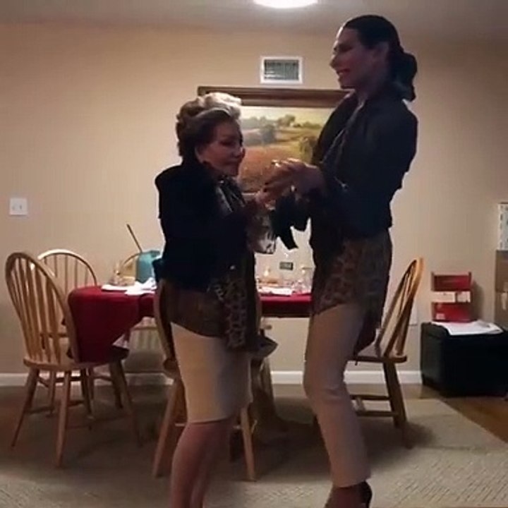 Após polémica, José Castelo Branco aparece a dançar com Betty Grafstein