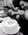 Demi Lovato mostra festejos do aniversário