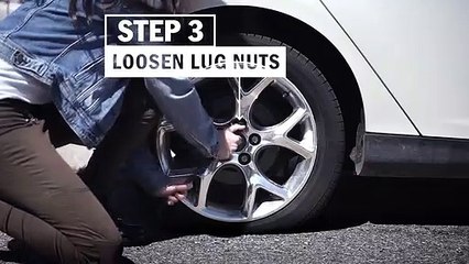 Ford ensina a mudar um pneu