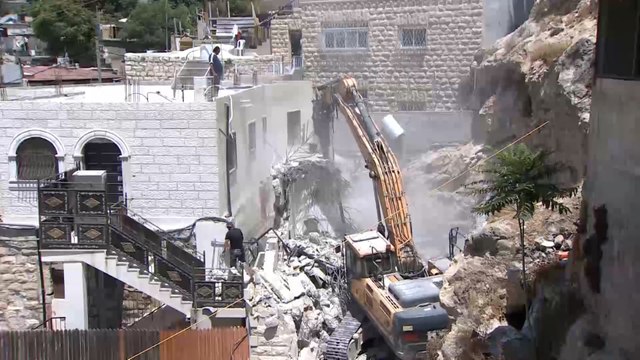 إمعانا في سياسة التهجير والإحلال.. الاحتلال يهدم منازل بحي سلوان بالقدس الشرقية