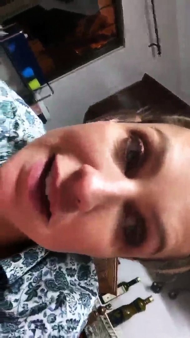 Luana Piovani diz palavrão e filho repreende atriz