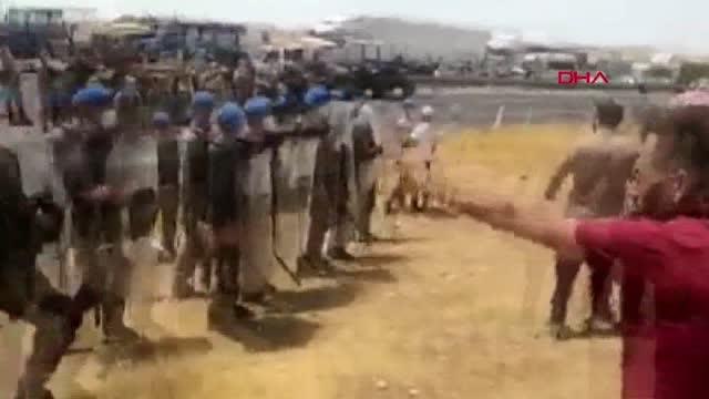 'ELEKTRİK KESİNTİSİ' PROTESTOSUNDA JANDARMAYA TAŞ ATAN 2 KİŞİYE GÖZALTI