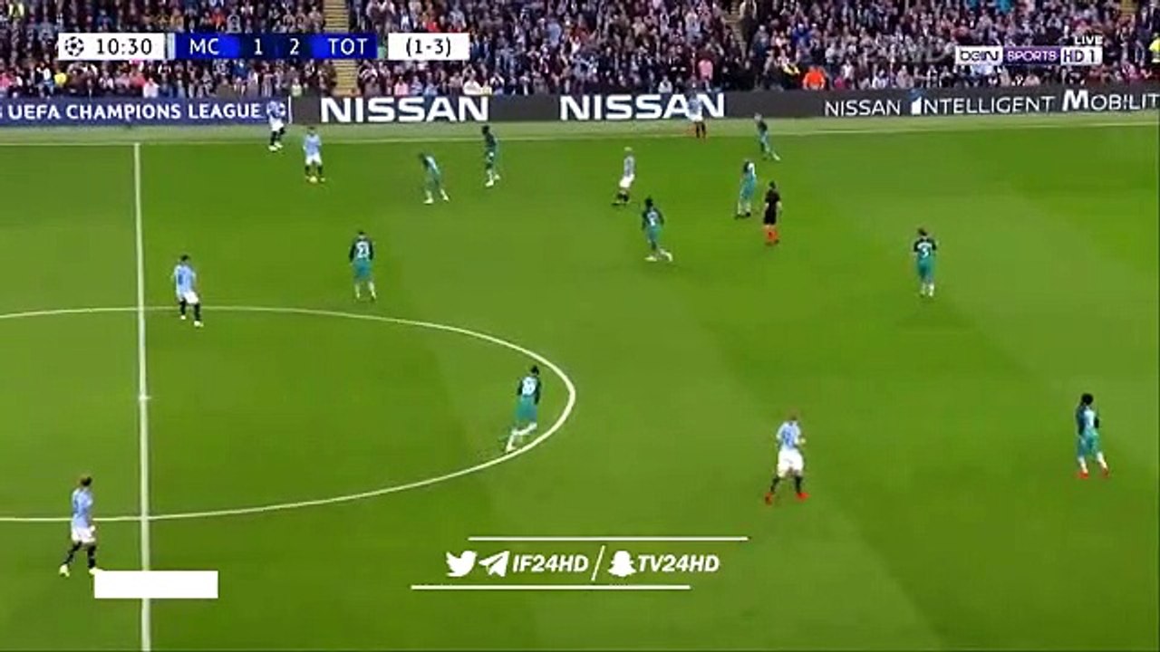 Golo de Bernardo ao Tottenham