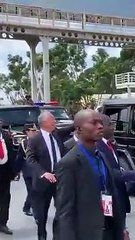 Gritos e camisolas da Juventus. Assim foi recebido Marcelo em Lubango