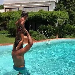 Filha de Carolina Patrocínio treina para o melhor mergulho acrobático