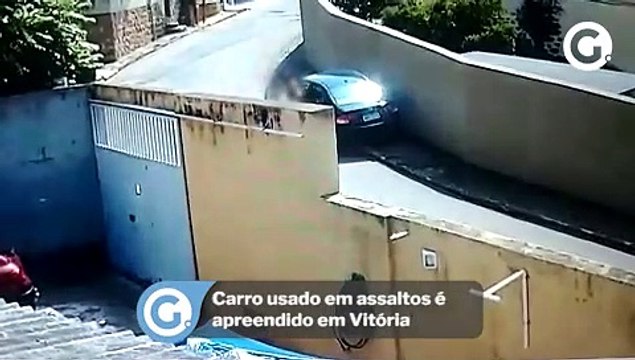 Carro usado em assaltos é apreendido em Vitória