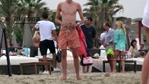 Gianmarco Onestini disfruta de su vuelta a la realidad en Ibiza tras su paso por Supervivientes