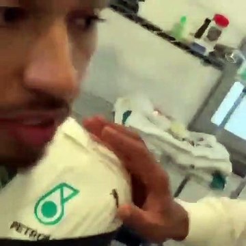 Hilariante: Will Smith raptou Lewis Hamilton para pilotar no seu lugar