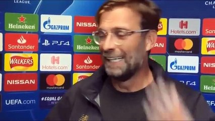 Comportamento de Salah após o golo de Firmino