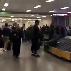 Aplausos na chegada da seleção do Brasil