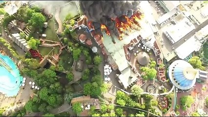 Europa theme park em chamas