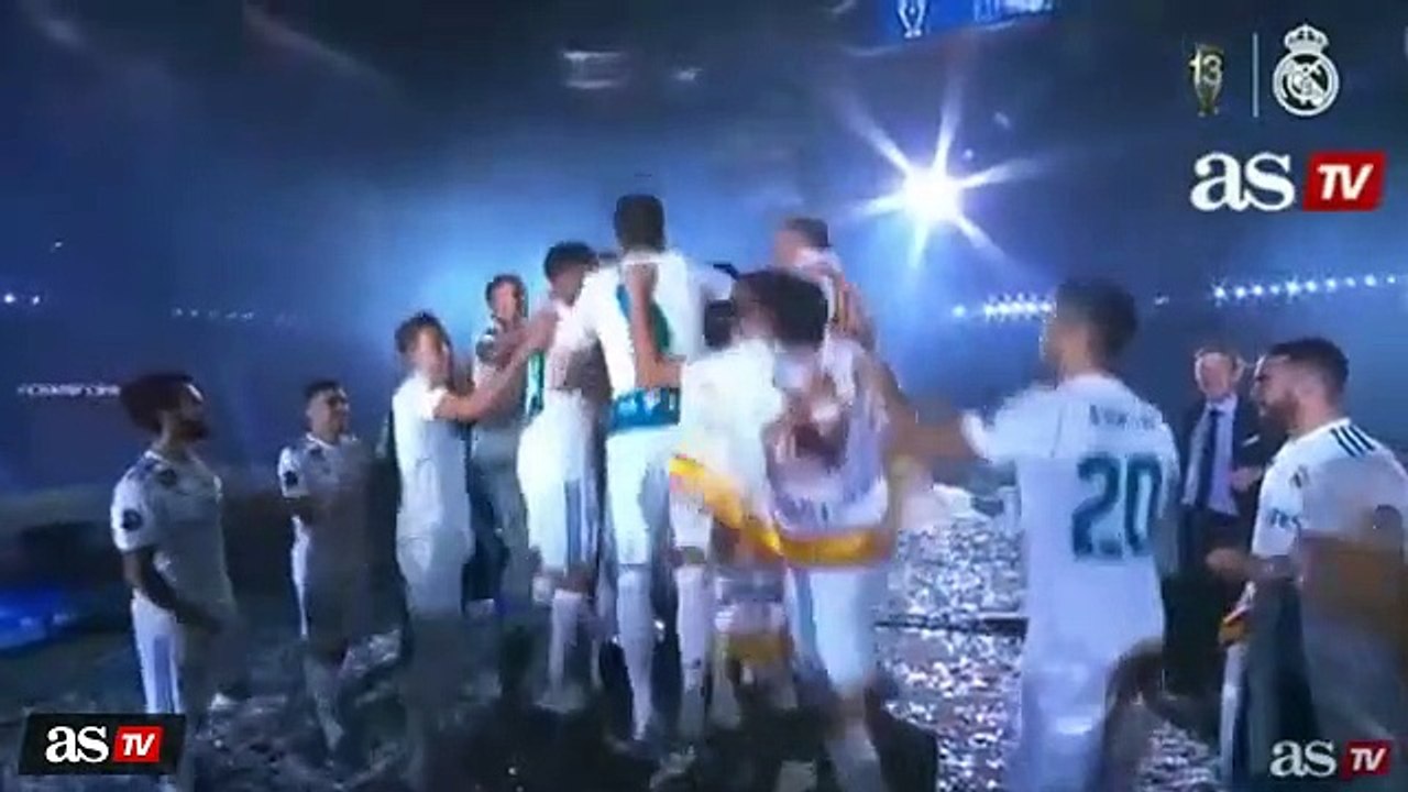 Adeptos pedem a Ronaldo para ficar