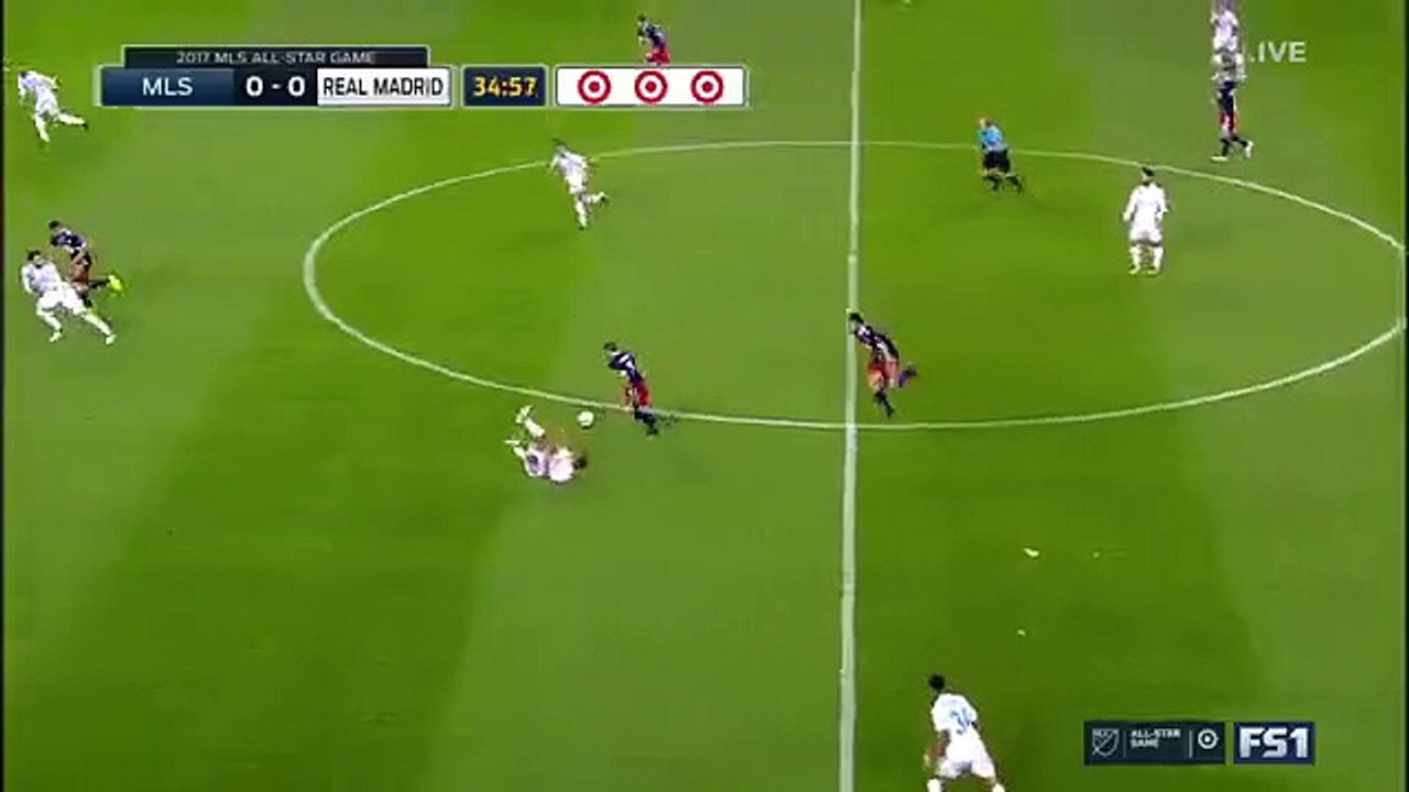 Defesa fantástica de Keylor Navas