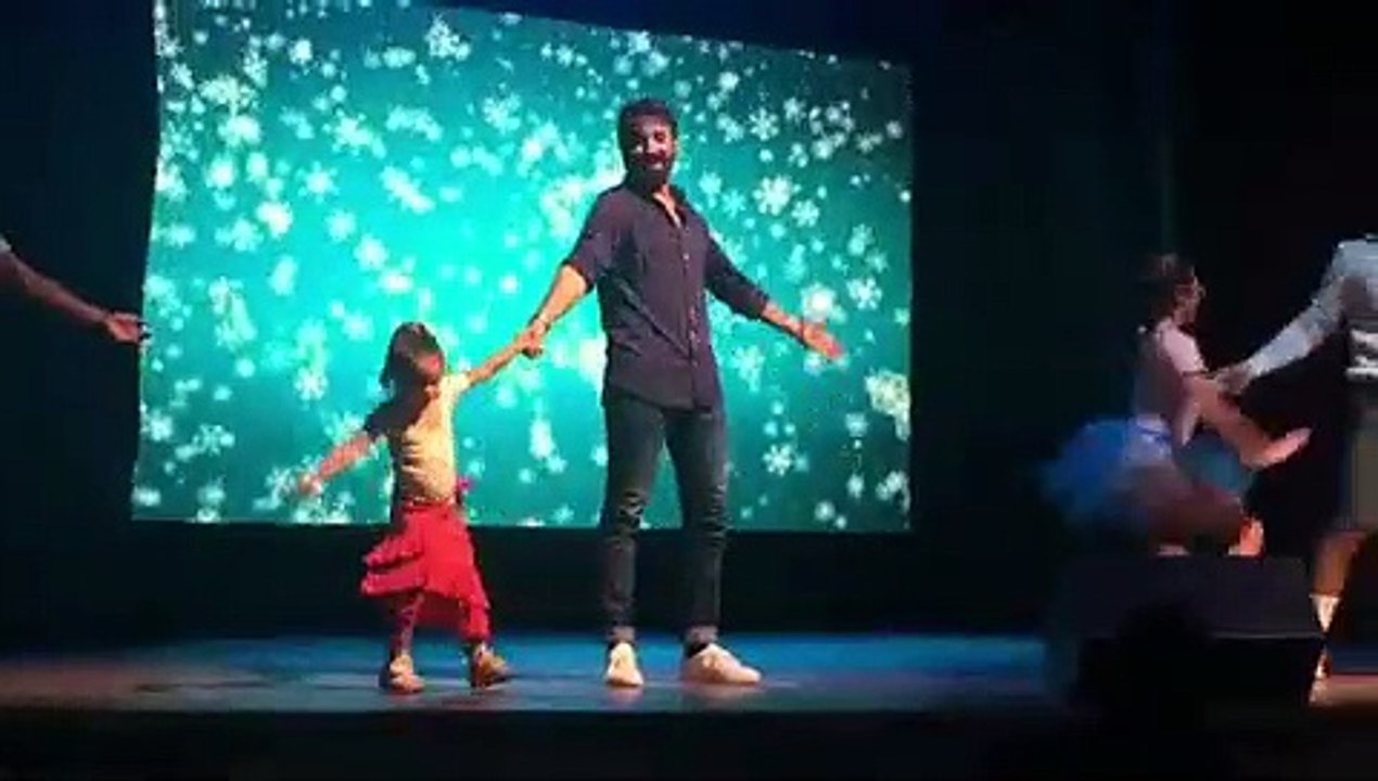 Vídeo: Ricardo Pereira dança ao lado da filha e comove mulher