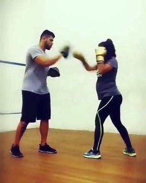 Aos sete meses de gravidez, mulher de Ricardo Pereira está imparável