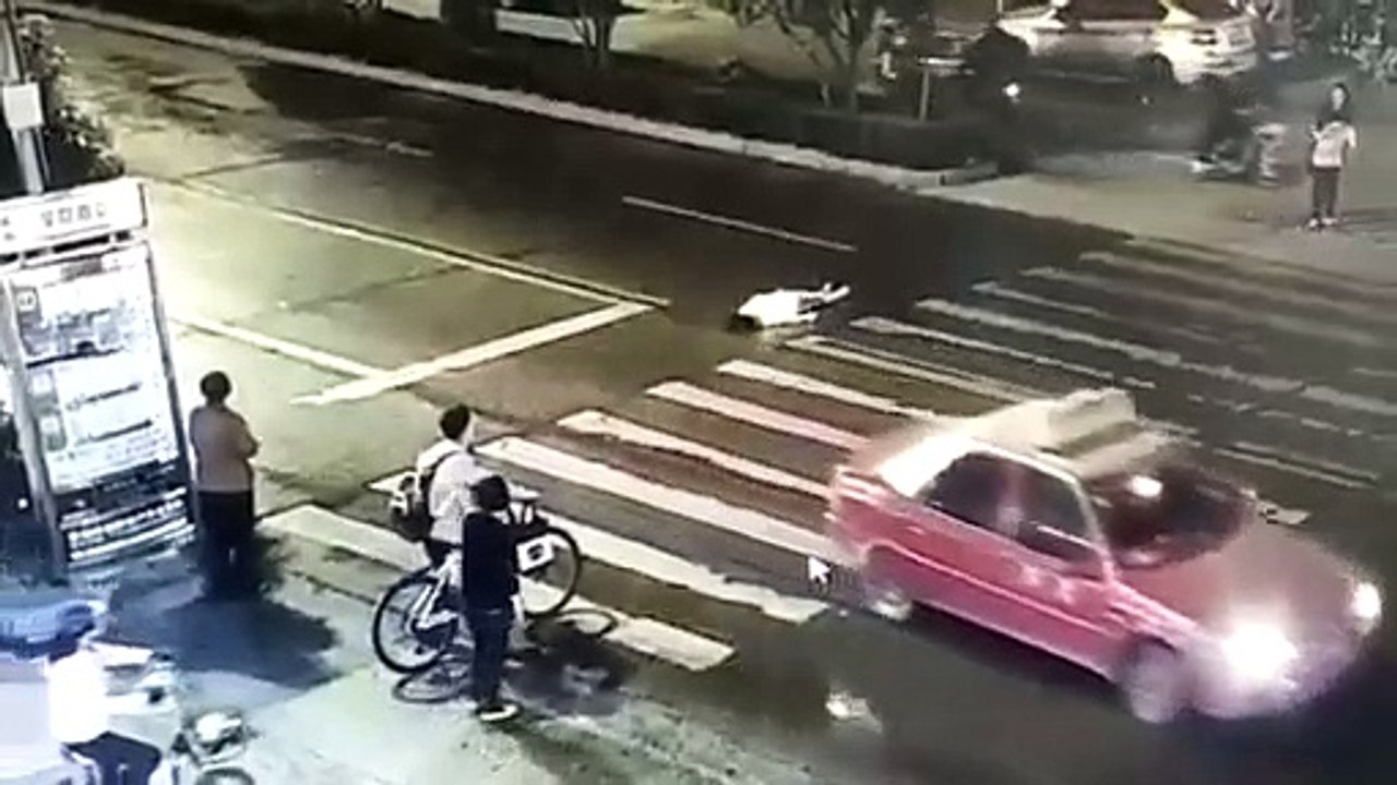 Atropelamento China
