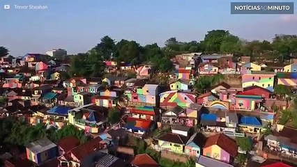 Kampung Pelangi: a vila arco-íris da Indonésia