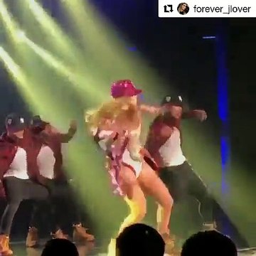 Jennifer Lopez arrasa a dançar num dos seus concertos