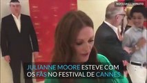Julianne Moore deslumbra fãs no Festival de Cannes