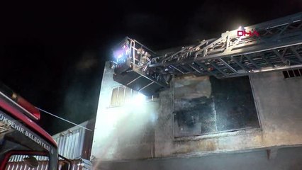 Pendik'te banyo malzemesi üreten fabrikada yangın