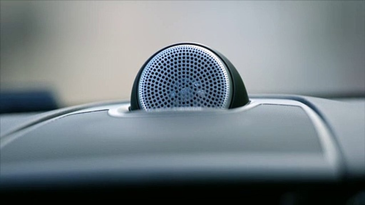 O novo Volvo XC60 tem três novos sistemas de segurança. Fomos conhecê-los