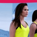 Demi Lovato apresenta a sua coleção de roupa fitness
