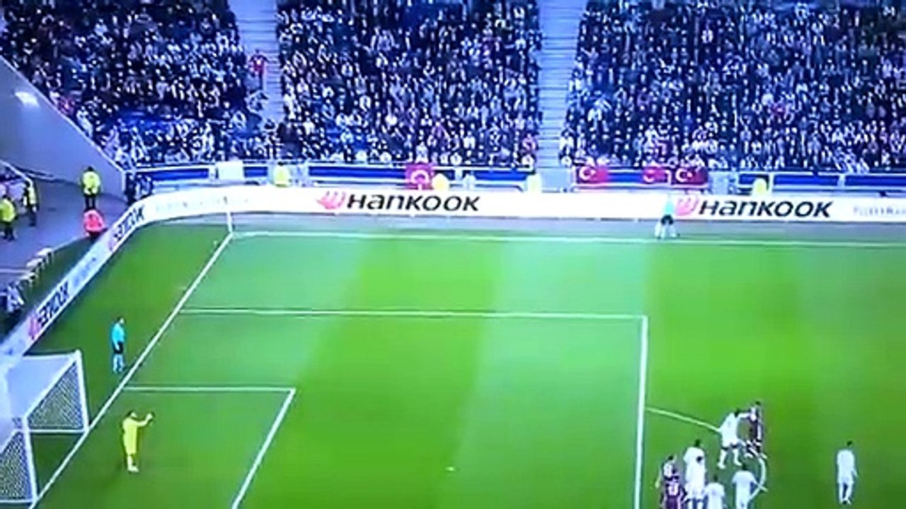 Golo de Babel a passe de Talisca
