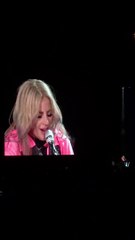 A emocionante homenagem de Lady Gaga a amiga com cancro