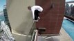 Este jovem arrisca a vida a fazer acrobacias em arranha-céus