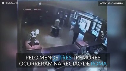 Sismos causam o pânico em Itália