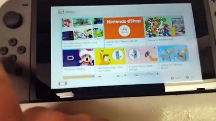 Já há quem esteja a jogar na Switch. Veja como é tirar a consola da caixa
