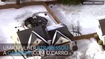 Carro atravessa casa e vai parar na piscina