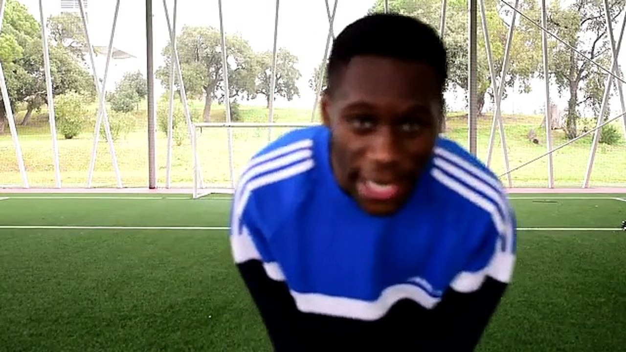 Carrillo - Bola na barra