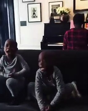 'Babada', Madonna mostra filhas gémeas a cantar