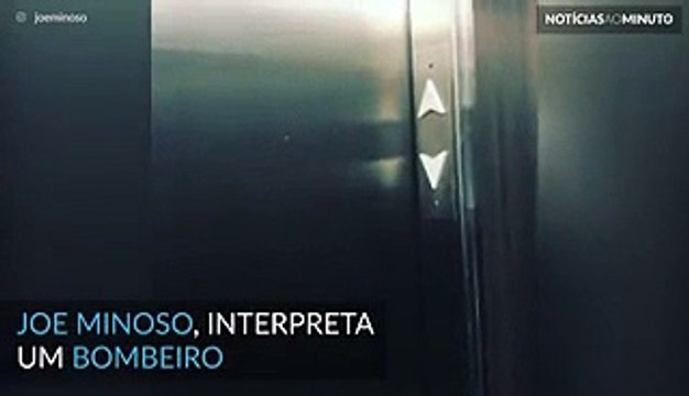 Ator que interpreta bombeiro numa série de TV fica preso em elevador e é resgatado por bombeiros