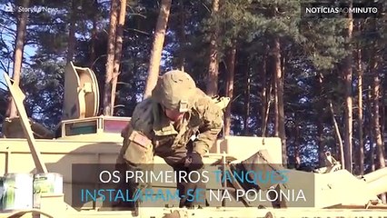 Tanques e veículos de combate americano chegam à Polônia