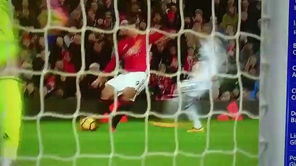A cómica reação de Pogba ao golo de Mkhitaryan