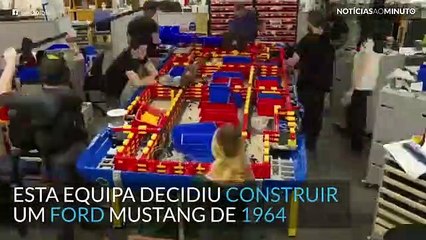 Ford Mustang feito com 200 mil Legos