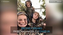 Britney Spears mostra como a família se diverte no Natal