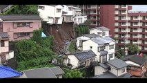 O incrível deslizamento de uma casa após chuvas torrenciais