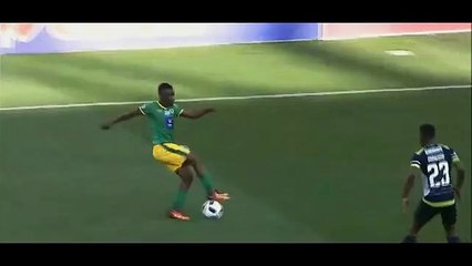 Jogador sul-africano recebeu amarelo por... gozar com adversários