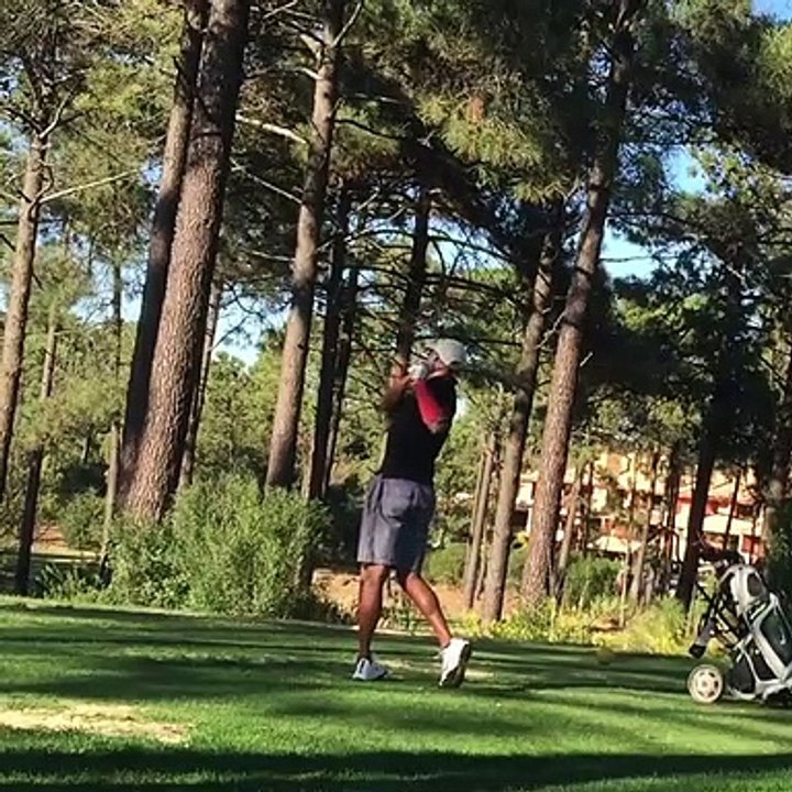 Luisão mostra os seus dotes… no golfe