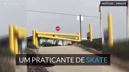 Queda de skate inédita a grande velocidade