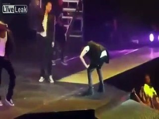 Justin Bieber interrompe concerto para vomitar