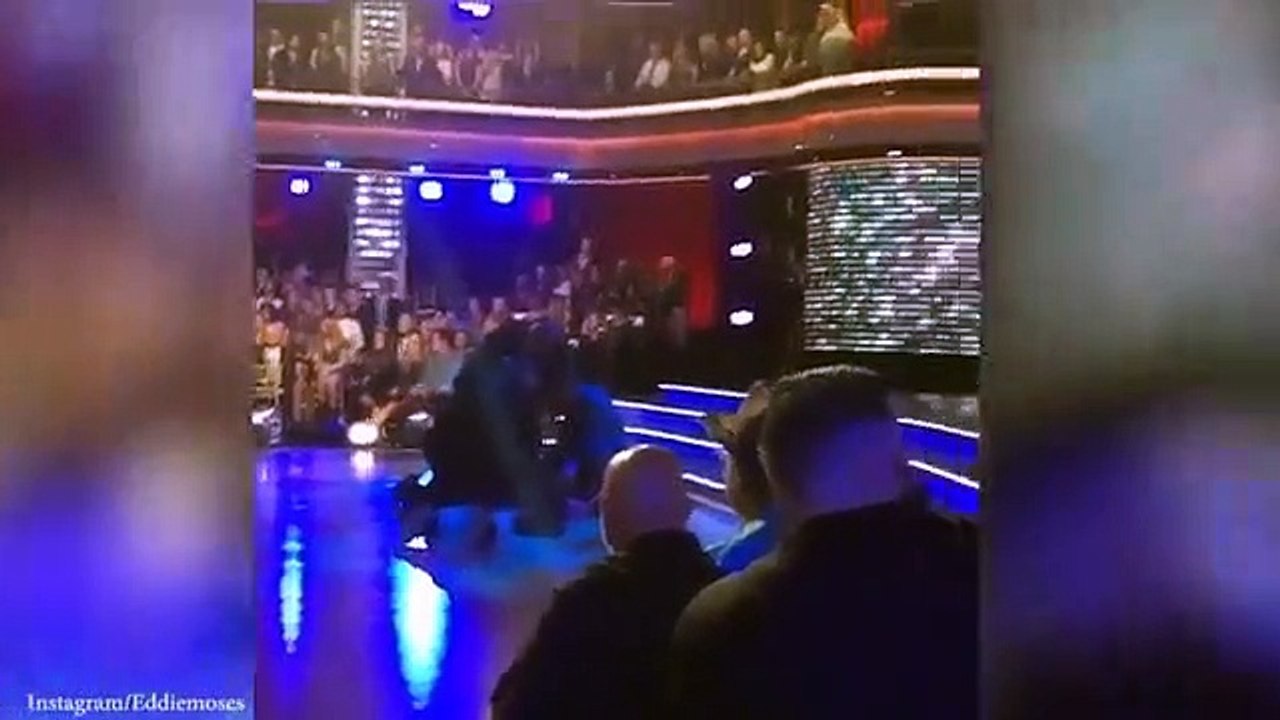 Invadem palco de Dança com as Estrelas em protesto contra atleta olimpico