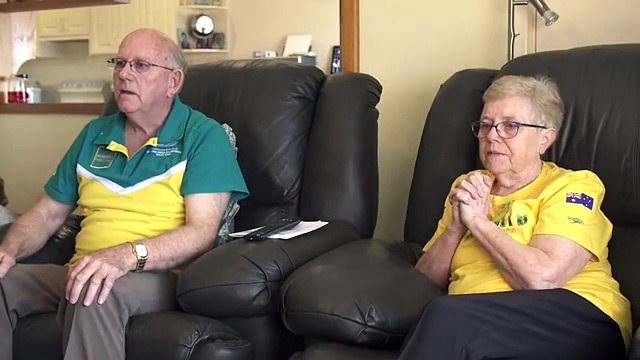 A emoção dos avós ao ver o neto vencer a medalha de ouro