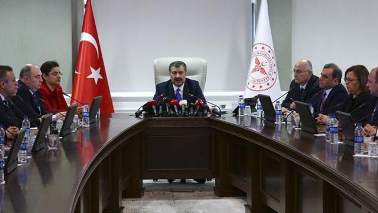 Aşı olmayanlara kısıtlamalar yolda mı? Bilim Kurulu bugün toplanıyor, masada kapalı mekanlara yönelik alınabilecek 3 önlem var