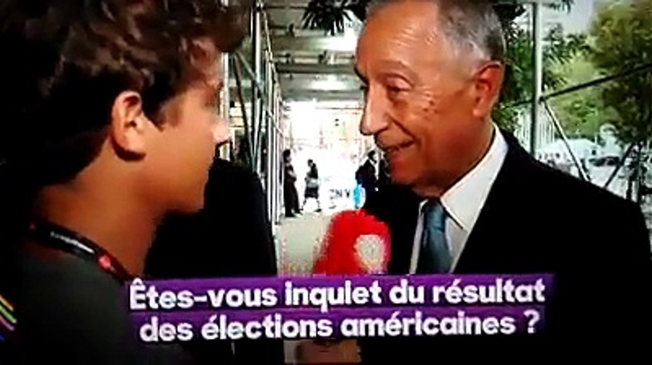 Repórter pergunta a Marcelo qual o seu cargo. Momento acaba em risos